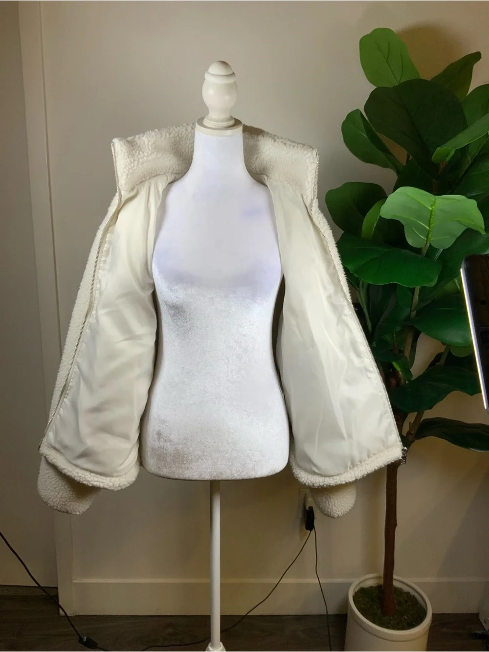 Calvin Klein Jeans Cream Sherpa Zip-Up Jacket